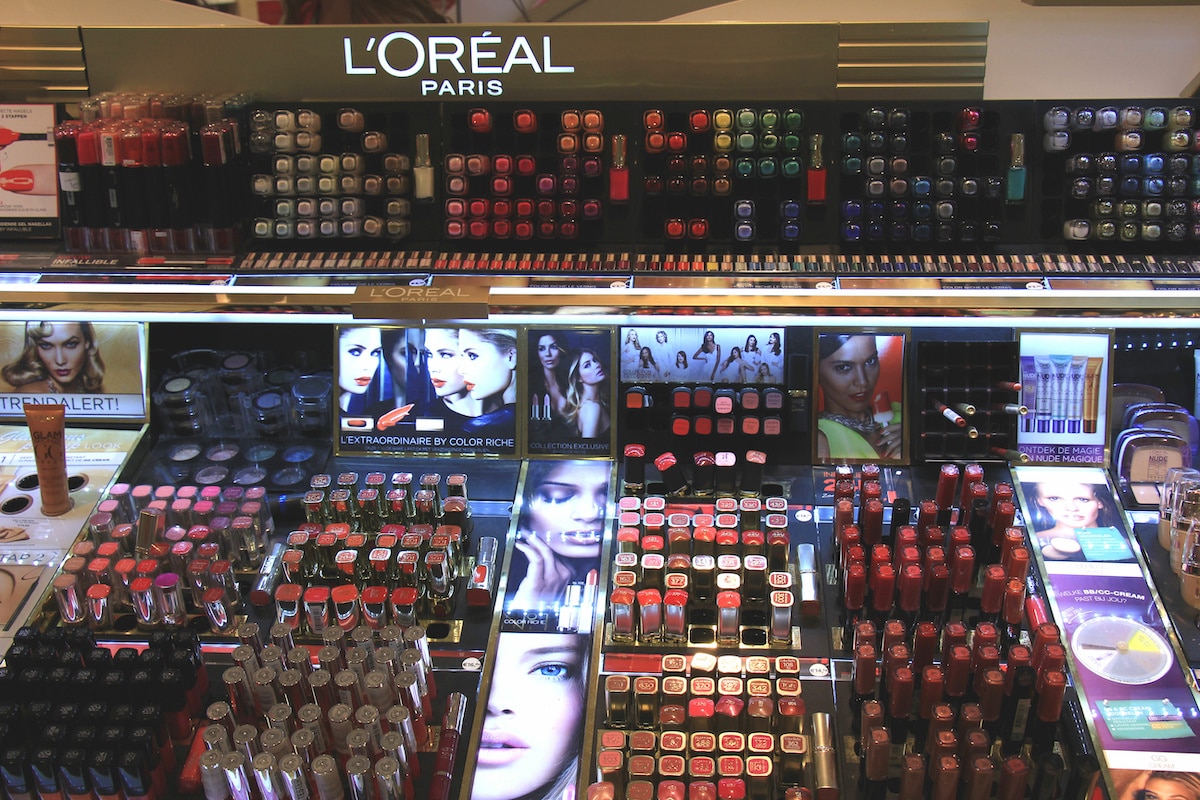 L&rsquo;Oréal : le géant français de la cosmétique à la conquête du monde