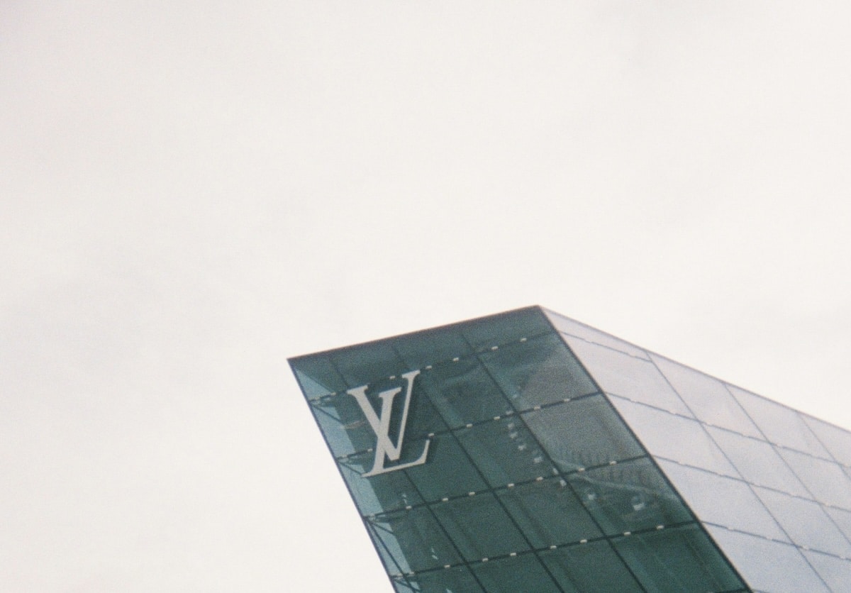 Comment LVMH a transformé le luxe en modèle de croissance mondiale