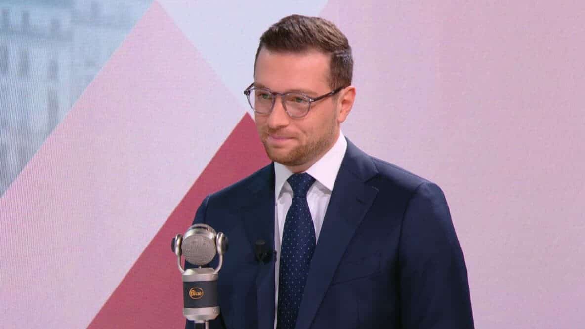 Pourquoi Jordan Bardella a (vraiment) changé de look