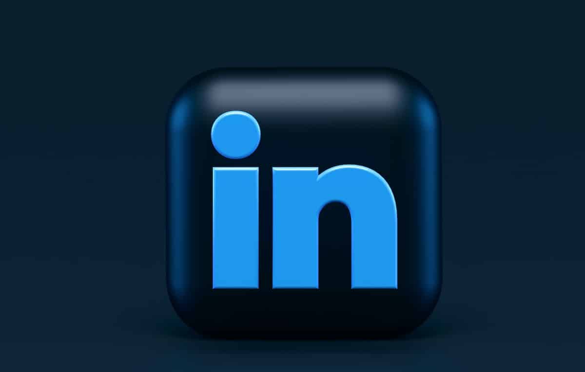 Faut-il quitter LinkedIn ? Le malaise croissant des professionnels face à la plateforme