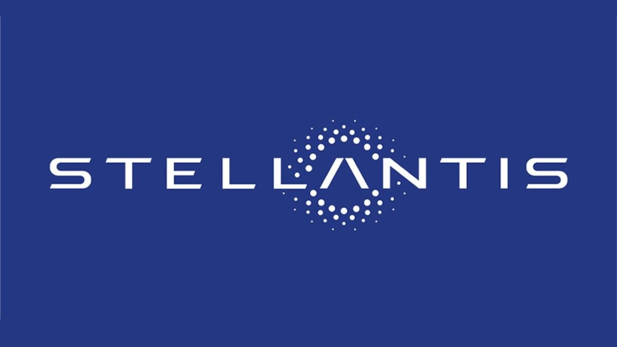 Stellantis investit aux Etats-Unis et suspend des usines en France