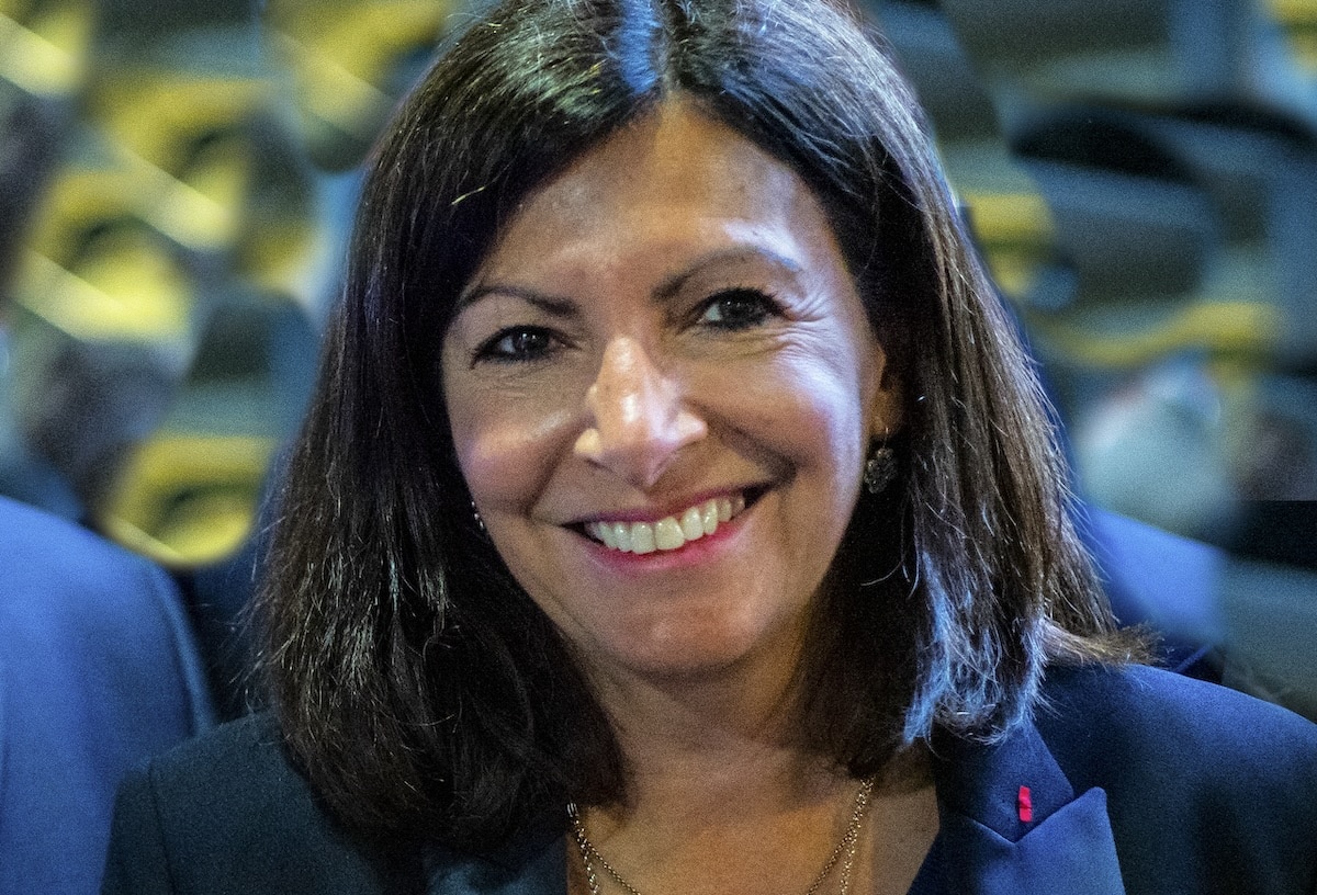 Combien gagne Anne Hidalgo ?