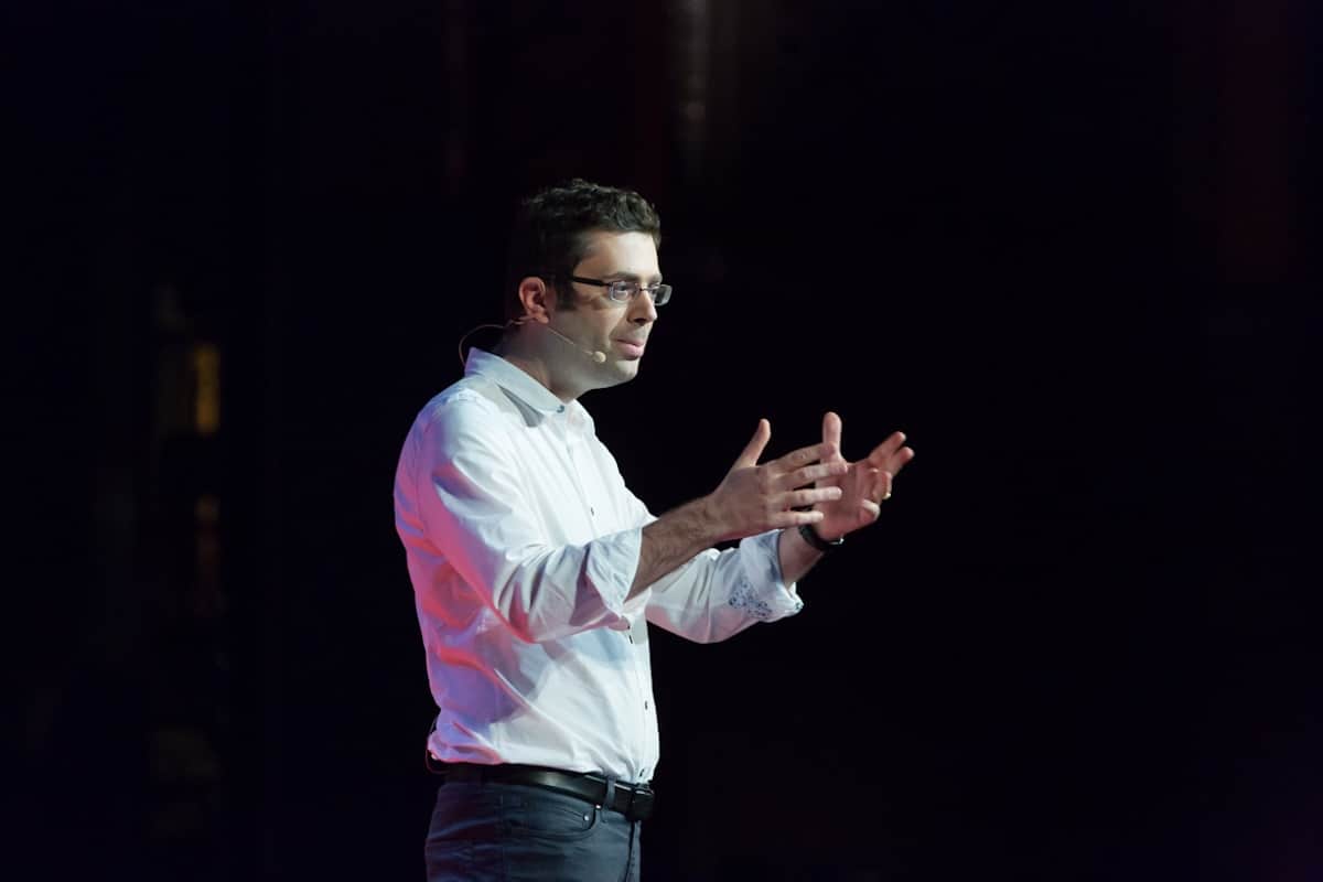 Nicolas Bouzou, l’économiste préféré des grands patrons