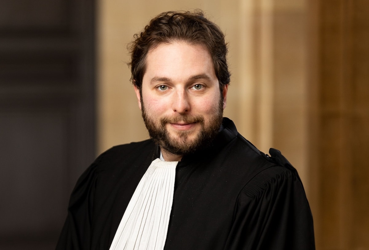 Simon Olivennes : Une expertise en droit pénal aux services des maires et élus municipaux